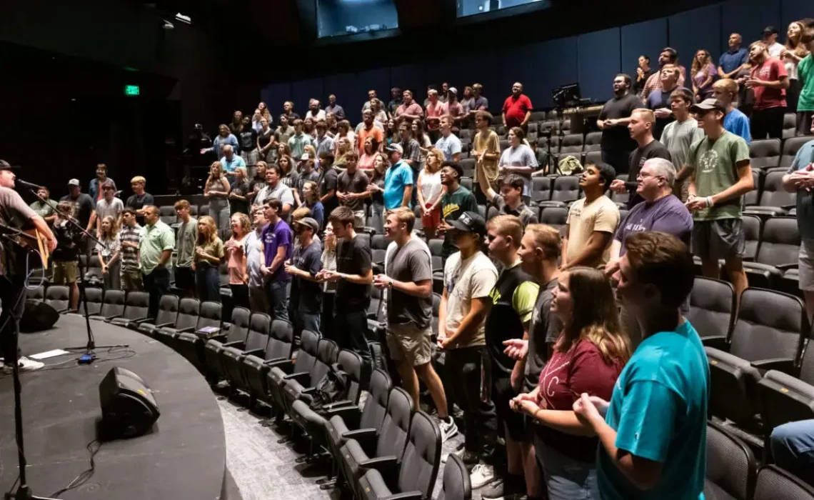 Students worship during the Alabama Baptist State Board of Missions Called conference.